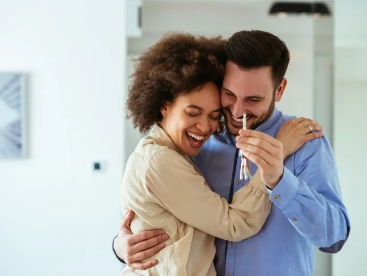 Comment ajouter un co-emprunteur dans un crédit immobilier en cours ?